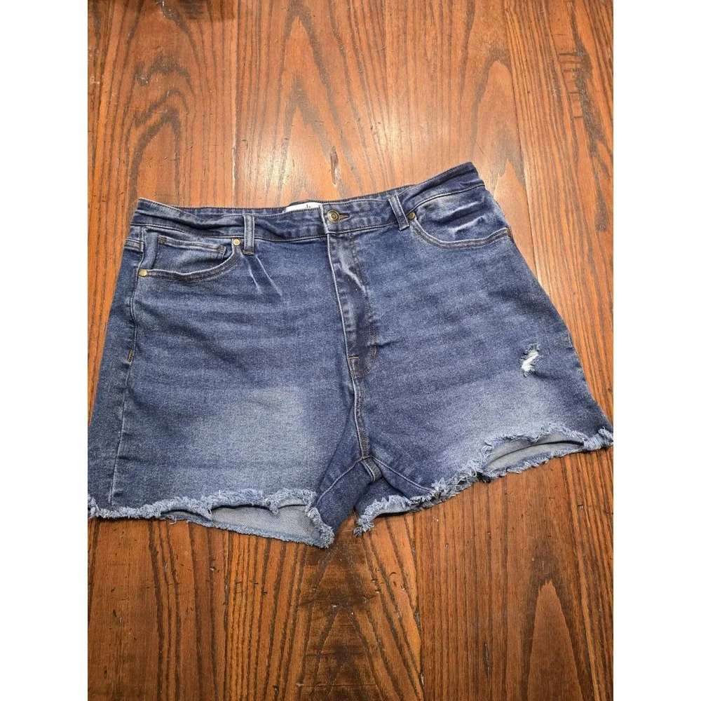 Redy Womens High Rise‎ Distressed Denim Shorts Medium Wash Blue Size 16 Raw Hem